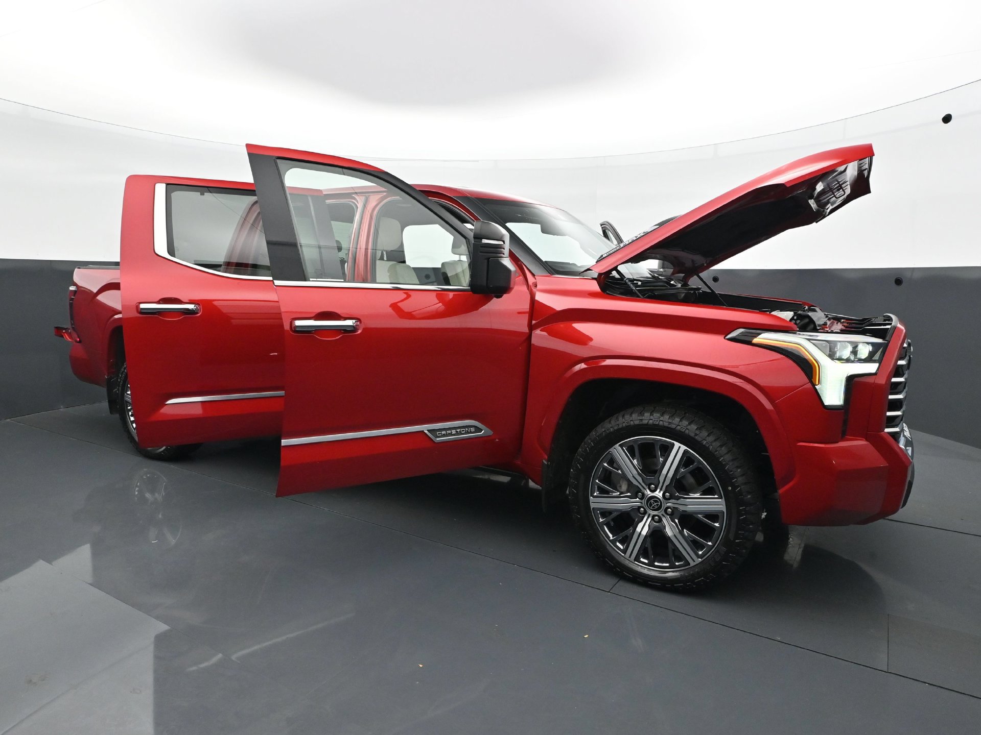 Used 2023 Toyota Tundra Capstone AWD/4WD image 39