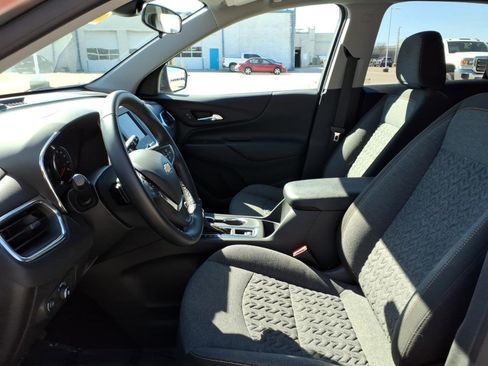 Used 2024 Chevrolet Equinox LT image 24