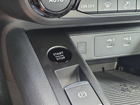 New 2026 Nissan Kicks SV w/ SV Premium Package AWD/4WD image 29