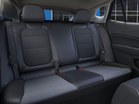 New 2026 Chevrolet Trax LT FWD image 18