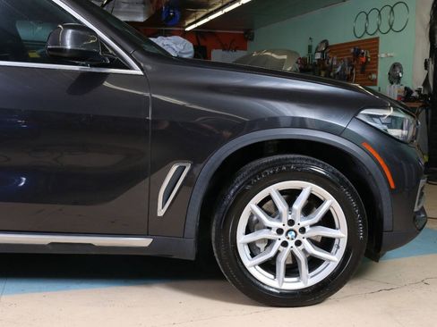 Used 2019 BMW X5 xDrive40i w/ Convenience Package AWD/4WD image 12