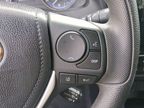 Used 2019 Toyota Corolla LE image 21