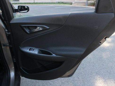 Used 2020 Chevrolet Malibu LT FWD image 22