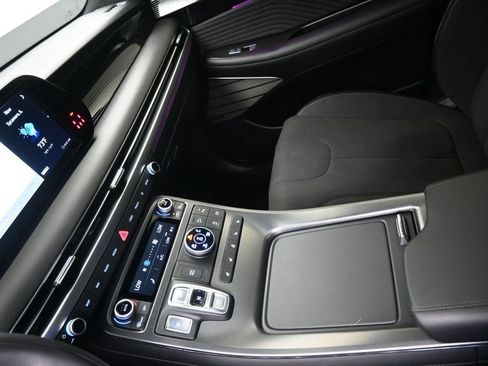 Used 2025 Hyundai Palisade Calligraphy AWD/4WD image 19