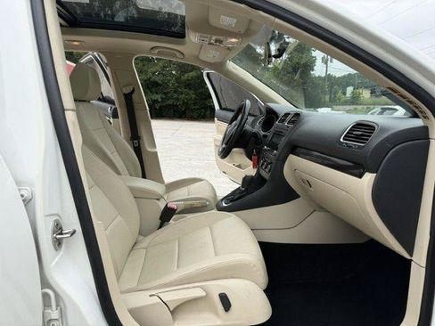 Used 2012 Volkswagen Jetta TDI FWD image 8