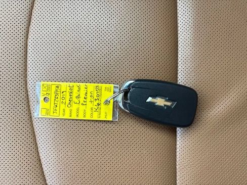Used 2019 Chevrolet Equinox Premier FWD image 11
