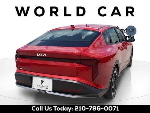 Used 2025 Kia K4 EX FWD image 3