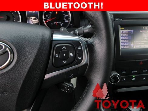 Used 2016 Toyota Camry SE image 16