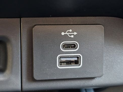 New 2026 Ford Maverick Lariat w/ 4K Tow Package image 8