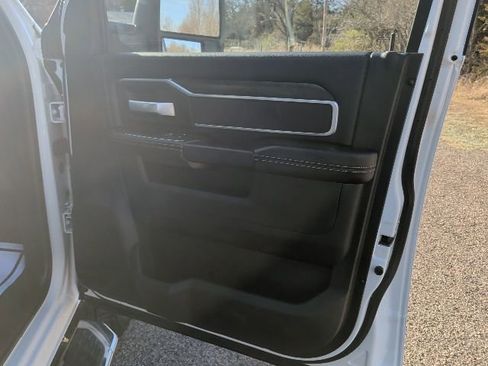 Used 2024 RAM 2500 Big Horn image 10