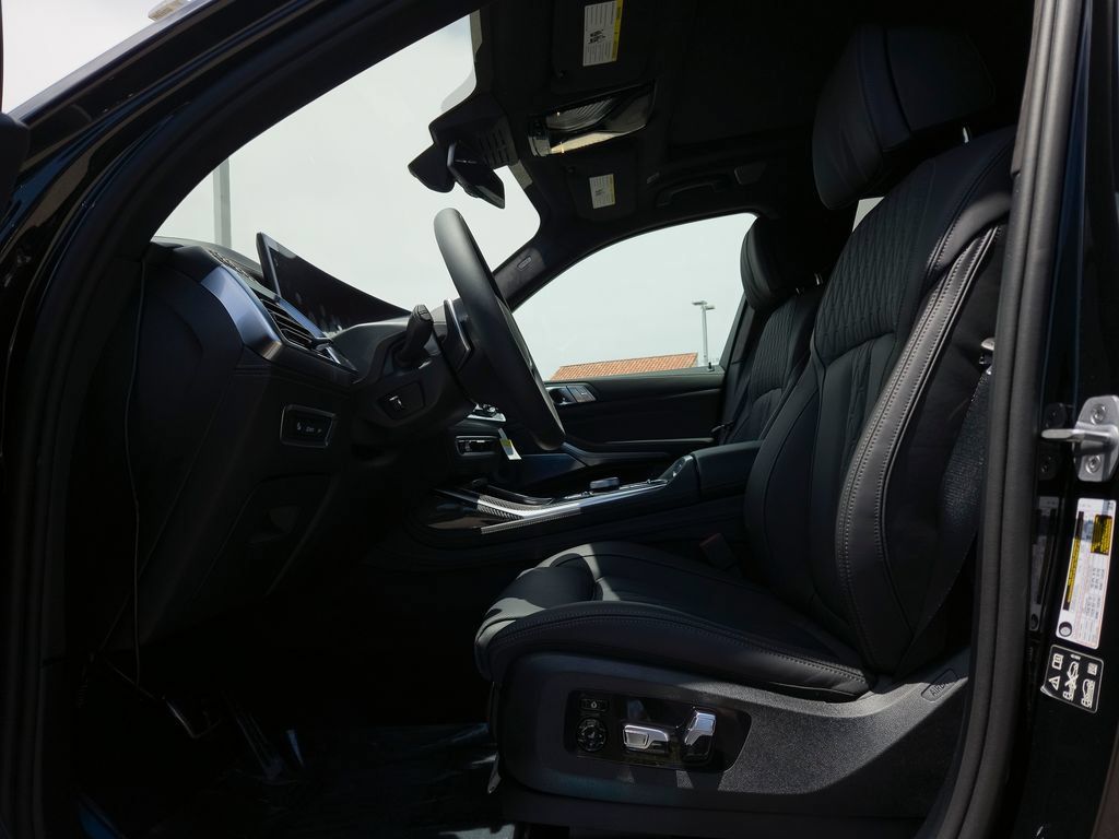 New 2027 BMW X7 M60i AWD/4WD image 8