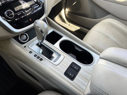 Used 2018 Nissan Murano SL w/ Moonroof Package image 28