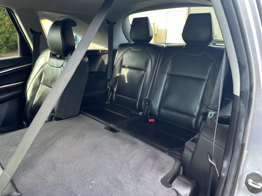 Used 2017 Acura MDX w/ Technology Package AWD/4WD image 17