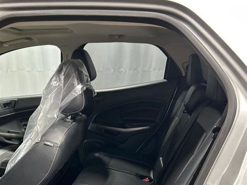 Used 2019 Ford EcoSport SES w/ SES Black Appearance Package image 16