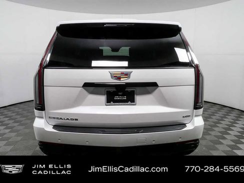 Used 2025 Cadillac Escalade ESV Sport Platinum AWD/4WD image 33