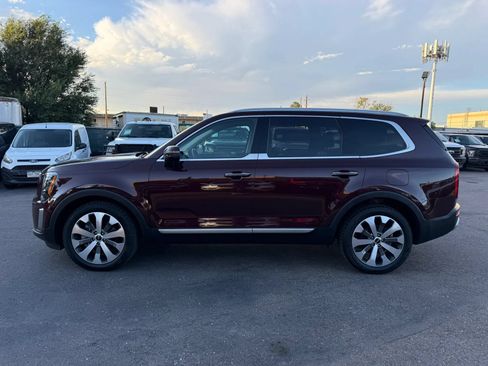 Used 2022 Kia Telluride S AWD/4WD image 4