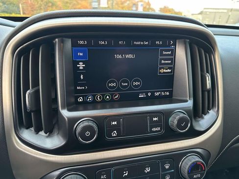 Used 2022 GMC Canyon Denali image 27