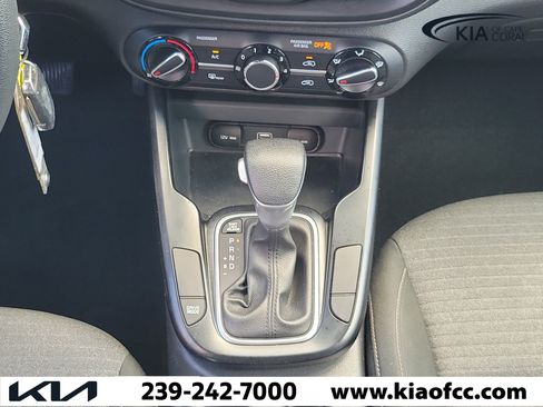Used 2020 Kia Soul S FWD image 19