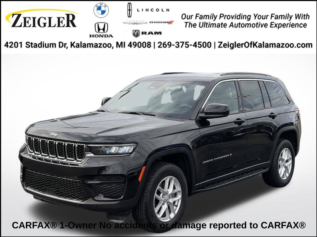 Used 2024 Jeep Grand Cherokee Laredo X AWD/4WD image 1