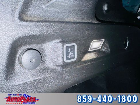 Used 2022 Jeep Grand Cherokee L Laredo w/ Luxury Tech Group I image 48