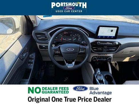 Certified 2022 Ford Escape SEL image 7