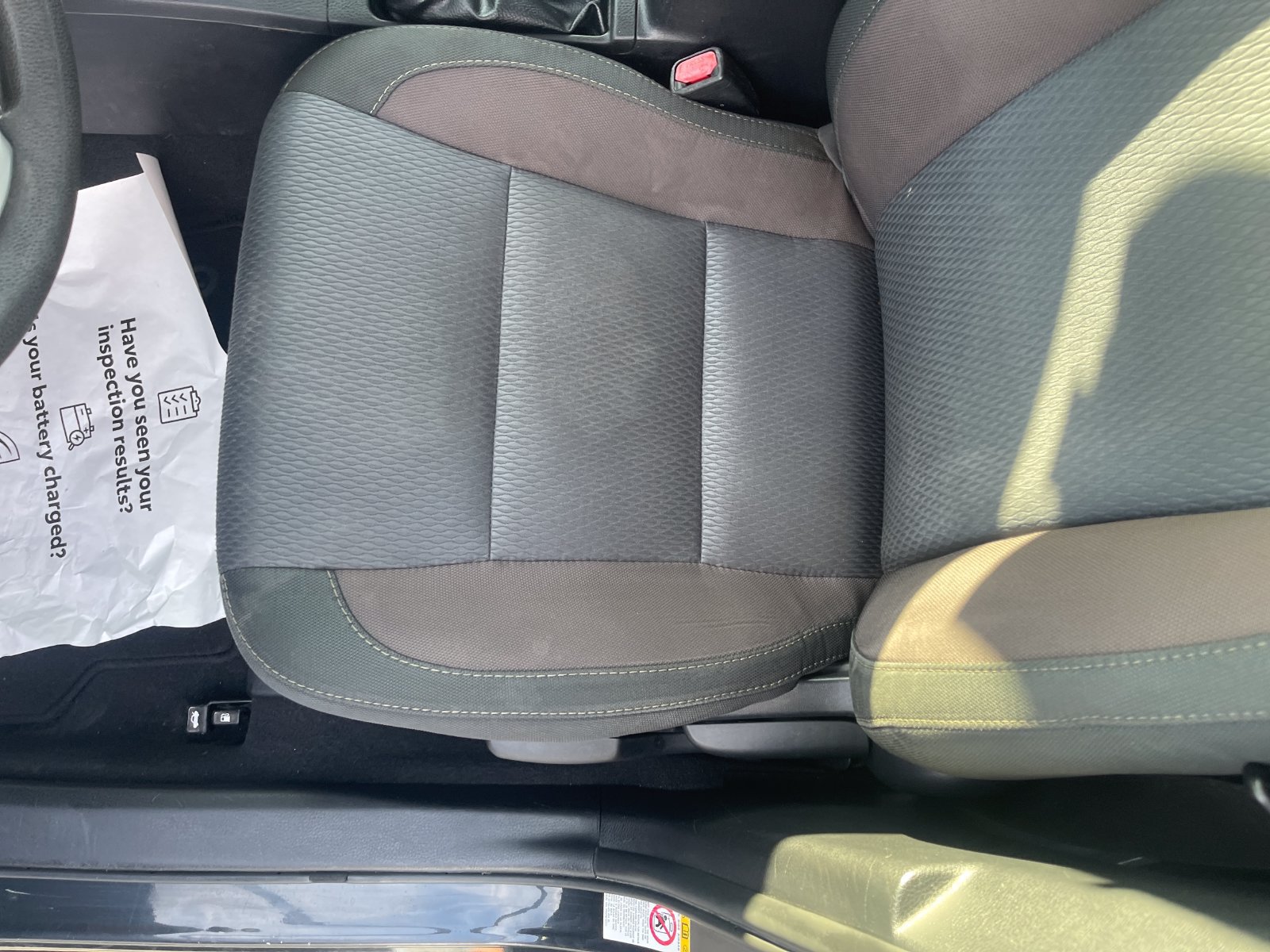 Used 2019 Toyota Corolla LE FWD image 27