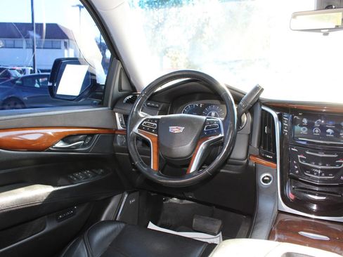 Used 2017 Cadillac Escalade ESV Premium Luxury w/ LPO, Radiant Package image 36