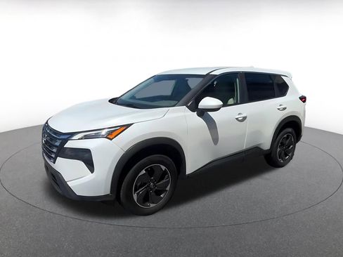 Used 2025 Nissan Rogue SV AWD/4WD image 7