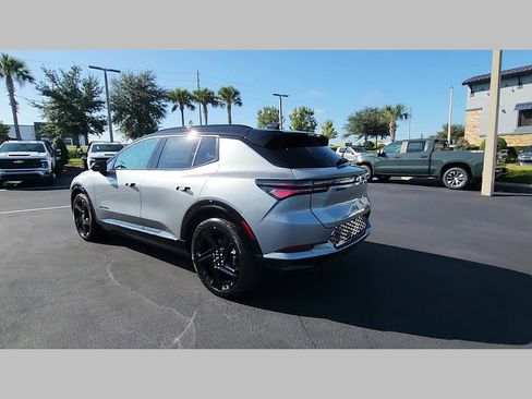 New 2026 Chevrolet Equinox EV RS image 21