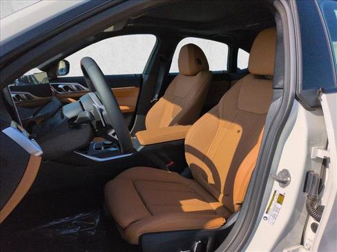 New 2026 BMW M440i w/ Premium Package RWD image 4