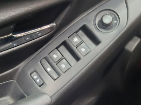 Used 2016 Chevrolet Trax LT w/ LT Convenience Package image 27