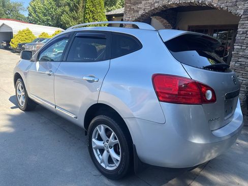 Used 2011 Nissan Rogue SV FWD image 3