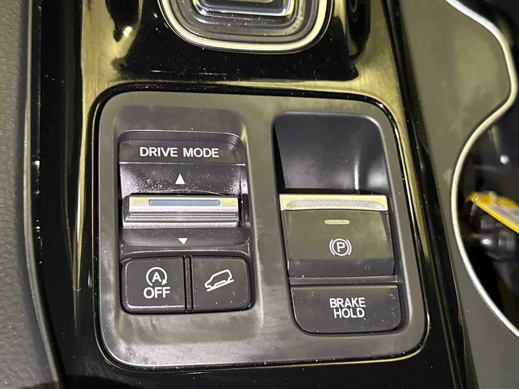 Certified 2025 Honda Pilot EX-L image 30