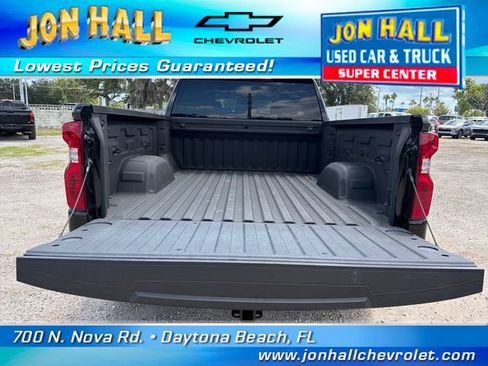 Used 2024 Chevrolet Silverado 1500 Custom w/ Turbomax Blackout Package RWD image 11