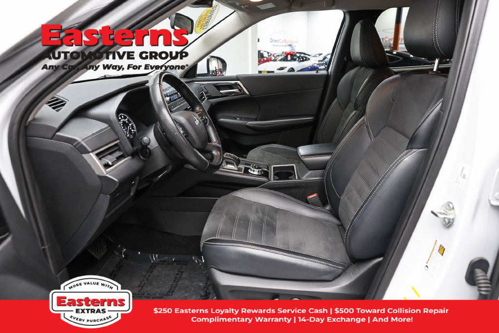 Used 2024 Mitsubishi Outlander SE FWD image 15