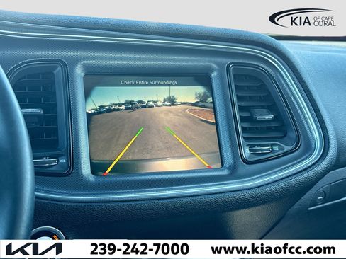 Used 2015 Dodge Challenger R/T Scat Pack w/ Leather Interior Group image 28