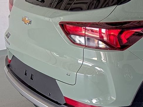 New 2026 Chevrolet TrailBlazer LT w/ Convenience Package FWD image 15