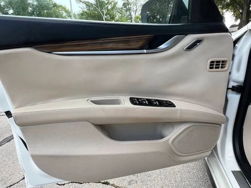 Used 2018 Maserati Ghibli S image 15