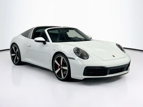 Certified 2022 Porsche 911 Targa 4S AWD/4WD image 9