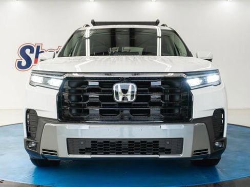 New 2026 Honda Pilot Elite image 3
