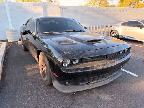 Used 2021 Dodge Challenger R/T Scat Pack RWD image 4