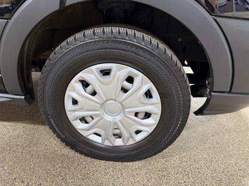 Used 2017 Ford Transit 150 XL image 61