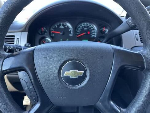 Used 2014 Chevrolet Tahoe 4WD image 19