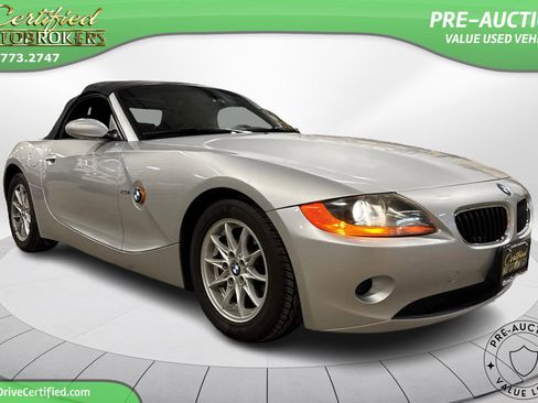 Used 2003 BMW Z4 2.5i image 3