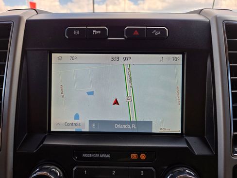 Used 2021 Ford F250 Lariat w/ Chrome Package image 27