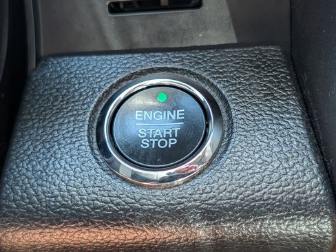 Used 2019 Ford F250 Lariat w/ Lariat Ultimate Package image 38