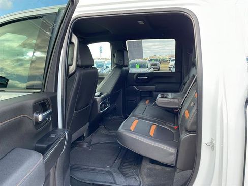 Used 2022 GMC Sierra 2500 AT4 w/ Gooseneck/5TH Wheel Package AWD/4WD image 12