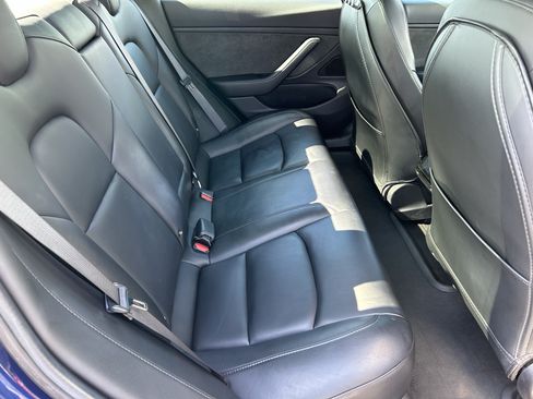 Used 2018 Tesla Model 3 Long Range RWD image 11
