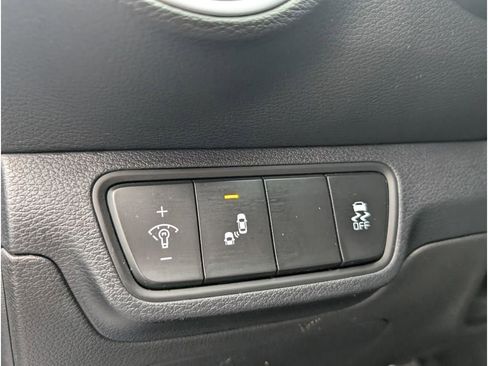 Used 2023 Kia Forte GT-Line w/ GT-Line Technology Package image 17