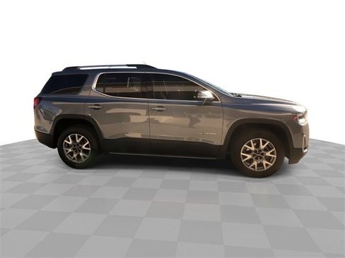 Used 2021 GMC Acadia SLT image 16